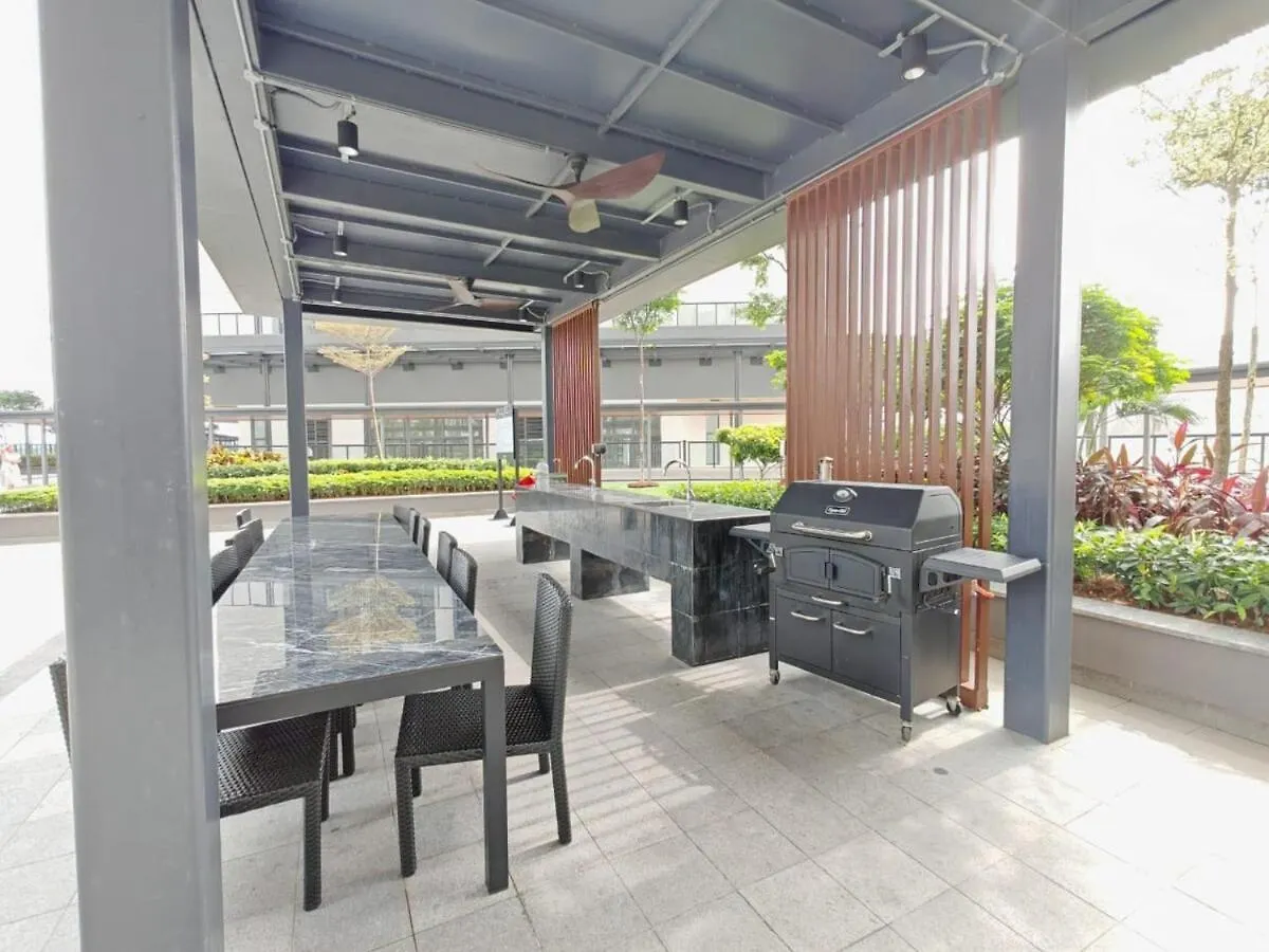 R&F Princess Cove Jb Ciq With Seaview Johor Bahru Appartement