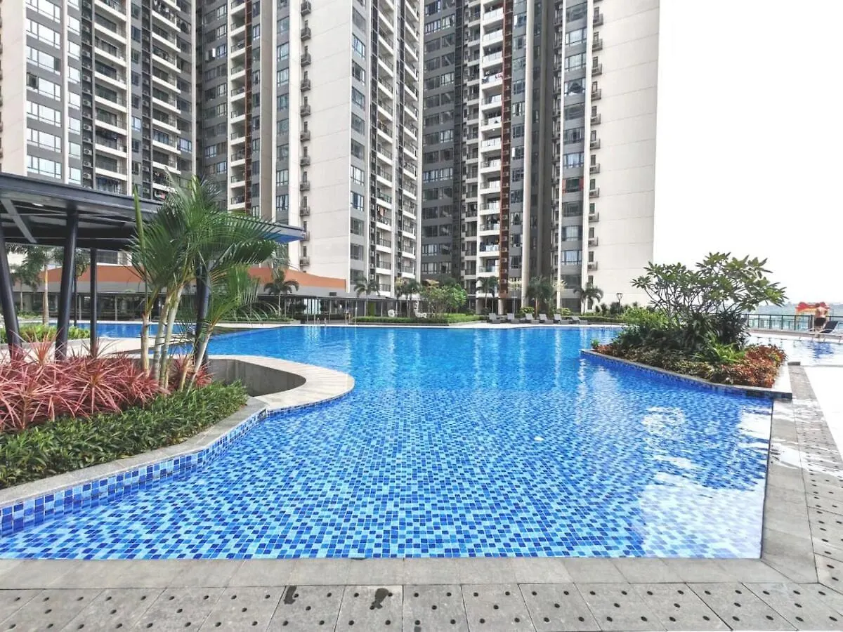 R&F Princess Cove Jb Ciq With Seaview Johor Bahru 0*,
